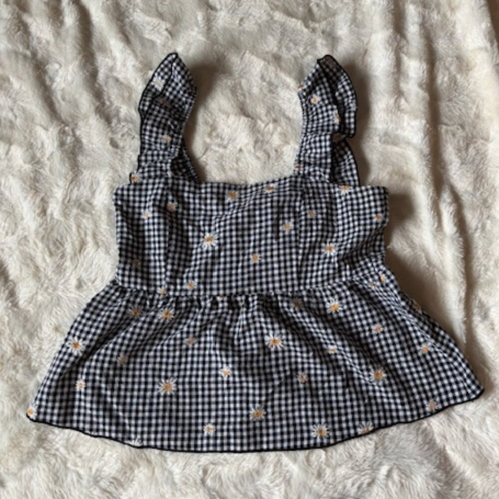 Urban Romantics Black White Floral Tank Top Ruffle Straps Juniors Size XS